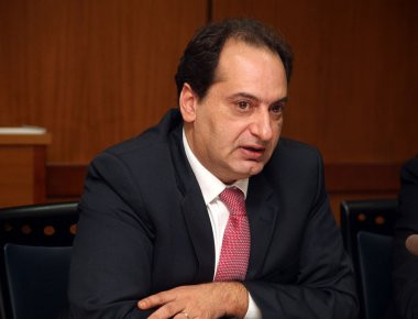 Χ. Σπίρτζης: «Νομοσχέδιο με κανόνες για λειτουργία των ταξί - Τι θα συμβεί με την Uber»